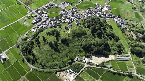 山墳|造山古墳｜観光スポット